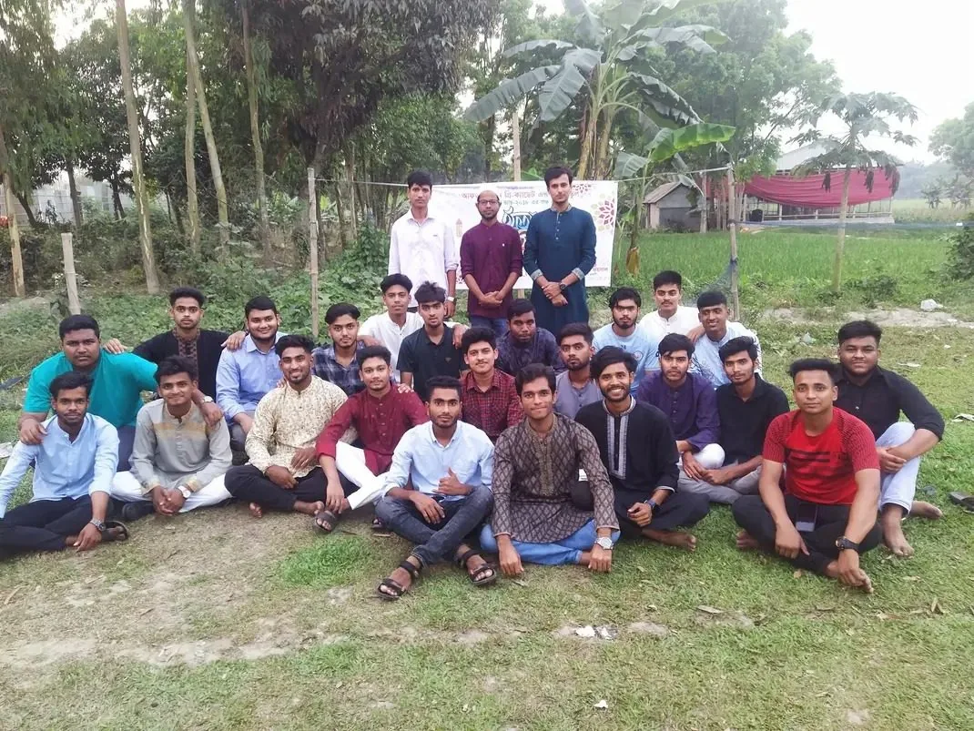 প্রাক্তন শিক্ষার্থীদের ইফতার মাহফিল